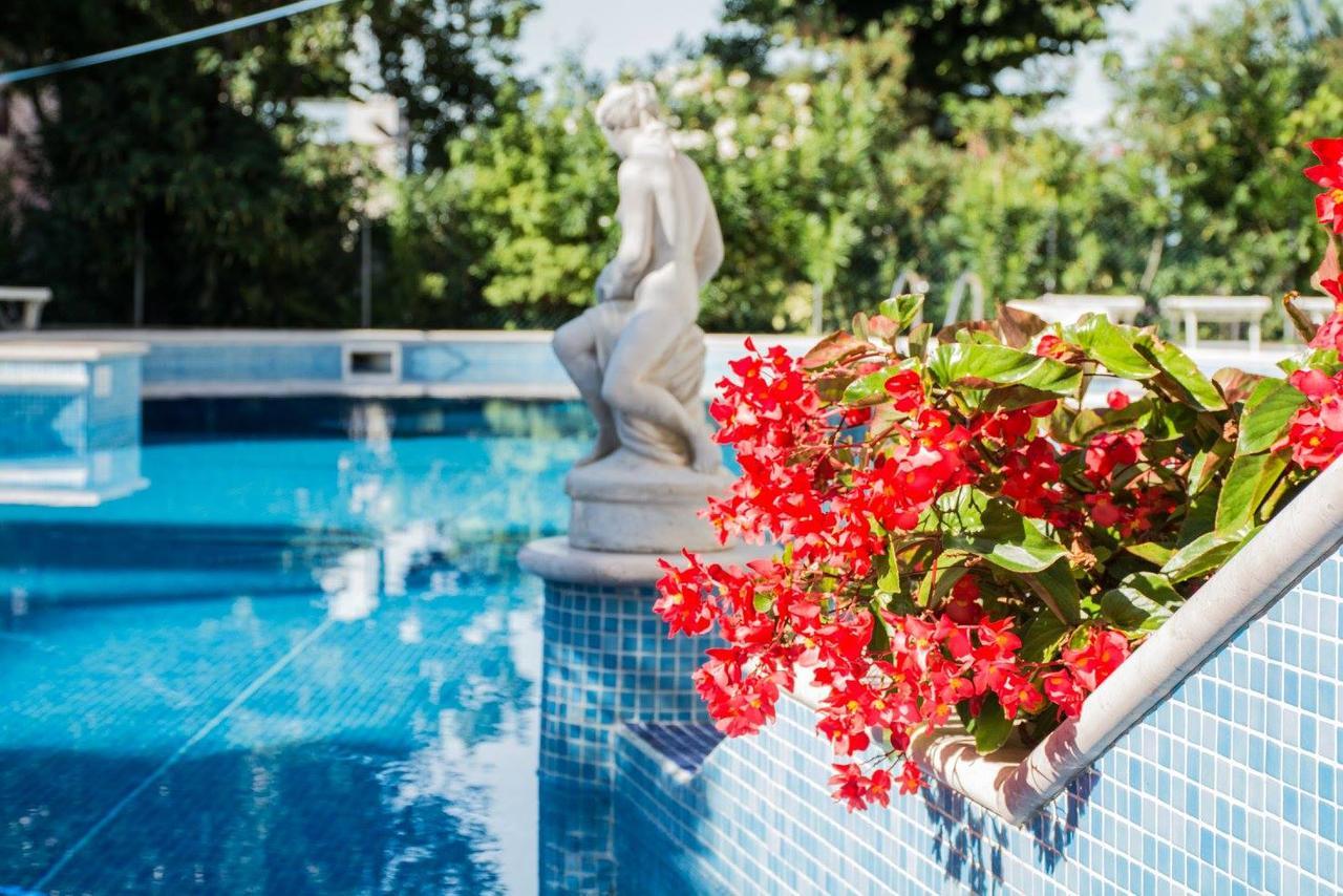 Hotel Miranda Беллария-Иджеа-Марина Экстерьер фото